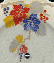 1930s cakestand: leaf illustration detail